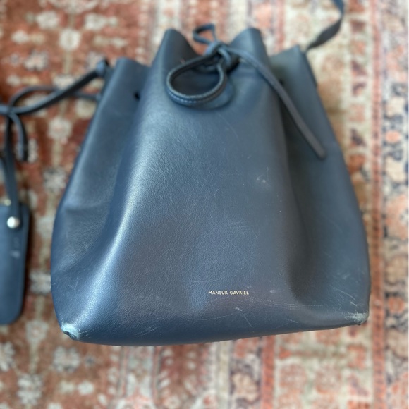 Mansur Gavriel Bucket Bag. Navy. 💙🔥 - Picture 10 of 10
